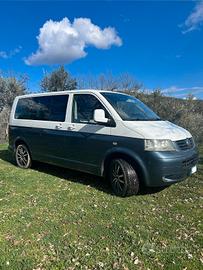 Volswagen Caravelle 4motion passo corto