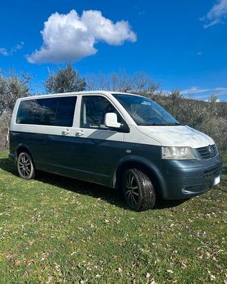 Volswagen Caravelle 4motion passo corto