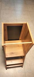 Torre di apprendimento montessoriana