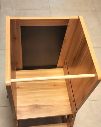 Torre di apprendimento montessoriana
