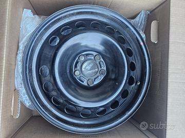 Cerchi in ferro 17 pollici