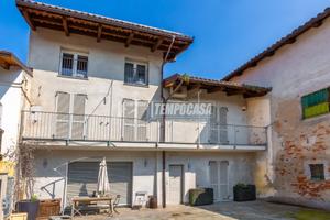 CASA INDIPENDENTE , VIA BIGA , SAVIGLIANO!!!