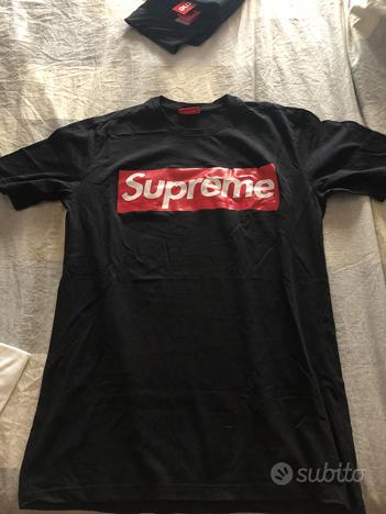 Maglietta hot sale supreme originale