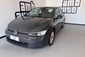 Volkswagen Golf 2.0 tdi Life 115cv dsg