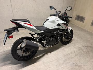 KawasakiZ 400 come nuova