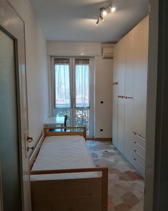Stanza singola a 550 euro