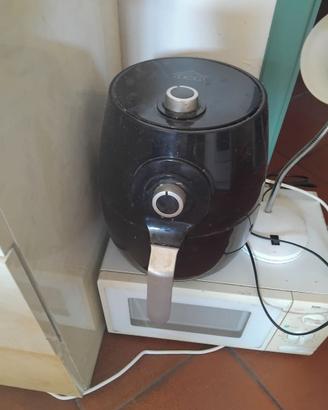 Friggitrice ad aria e vaporella 