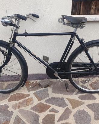 Bicicletta inglese del secolo scorso