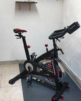 
Spin Bike Schwinn IC7


