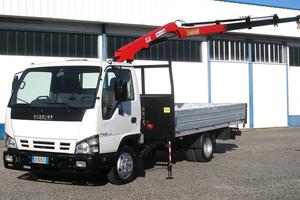 Isuzu L35 GRU E CASSONE FISSO