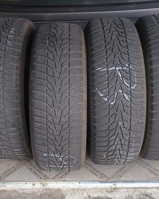 Pneumatici invernali,  hankook  215/60r17