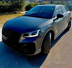 Audi Q2 3.5 Tfsi identity black s.line