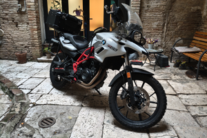 BMW GS f700 2017 + tris di valigie GIVI 15mila km