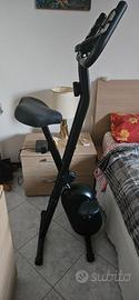 Cyclette pieghevole 