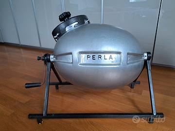 Lavatrice manuale Perla: pezzo da antiquariato