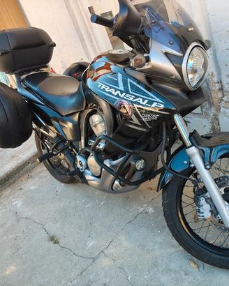 Honda Transalp 700