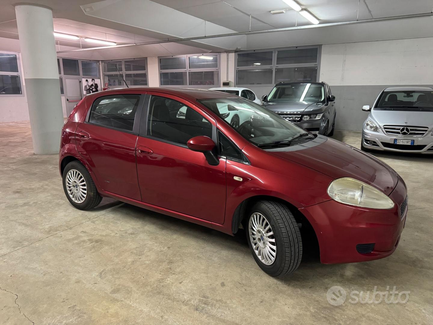 Fiat Grande Punto 2007 photo 2