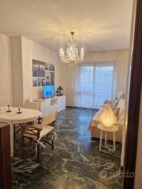 Marina di Carrara Via Ruga Alfio Maggiani Aria con