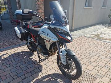 Ducati multistrada V4 s 