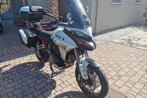 Ducati multistrada V4 s 