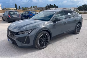 Peugeot 408 1.2 hybrid GT 145cv e-dsc6