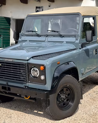 Land Rover DEFENDER 90 2.5 TD300 EX UN SOFT-TOP
