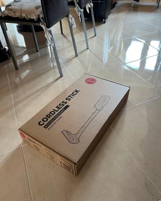 Hoover HF500 PET (HF522STP) NUOVA - Mai aperta