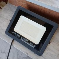 Faretto LED per esterno