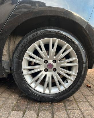 4 CERCHI GOMMATI - R16 - Fiat