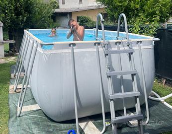 Piscina Bestway fuori terra