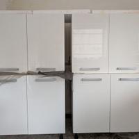 Pensili e basi cucina laccata bianca