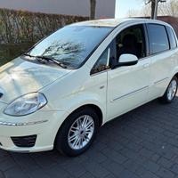 Lancia MUSA 1.4 benz/ GPL 2010 NEOPATENTATI