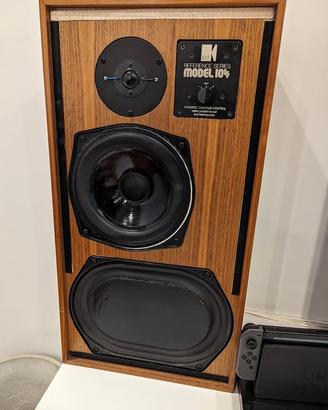 KEF 104