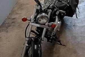 Moto Suzuki Intruder 250  cc 