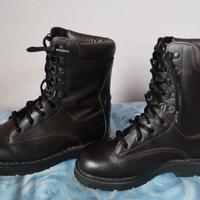 Scarponi originali dell'esercito 