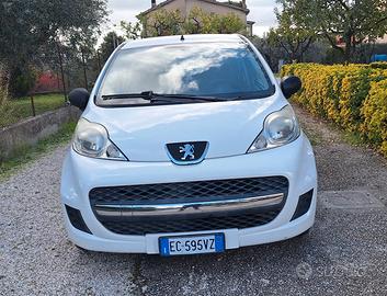 Peugeot 107 1.0 68 cv  2010 