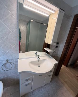 MOBILE BAGNO