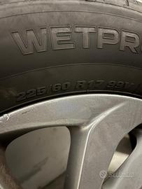 4 gomme estive con cerchi in lega - Hyundai