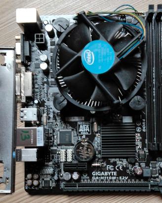 Scheda Madre Gigabye H110M-S2V + i3-7100