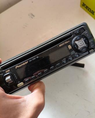 Pioneer DEH-3100R radio