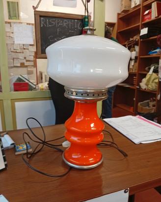 lampada da tavolo anni 70