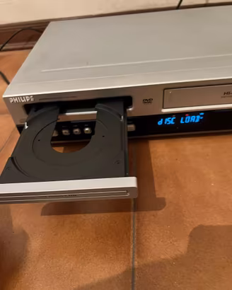 Videoregistratore VHS / Lettore DVD Combinato