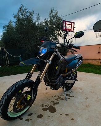  HUSQVARNA SM 610