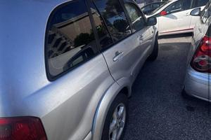RAV 4