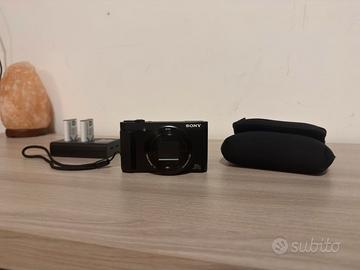 Sony HX90 mirrorless