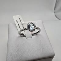 Anello Oro Bianco, Acquamarina e Diamanti Pavè