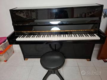 Pianoforte Petrof verticale nero
