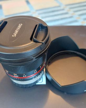Samyang 12mm f/2.0 NCS CS per  fujifilm X