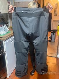 Pantaloni estivi revit