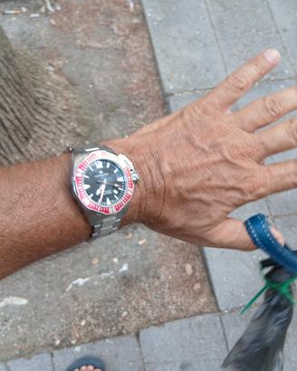 hamilton frogman 42 mm